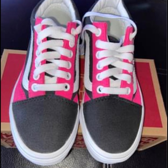 Kids Vans - Picture 3 of 4